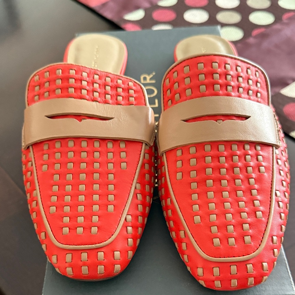 Ann Taylor Red & Tan Perforated Slip-On Mules